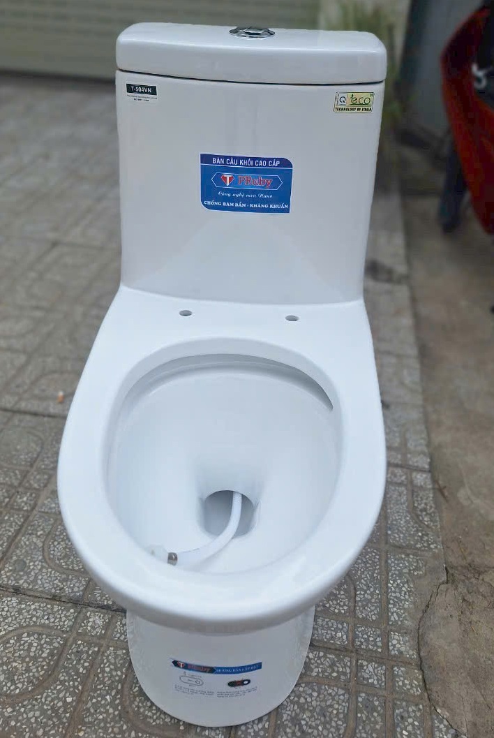 Bồn cầu liền khối giá rẻ-2857